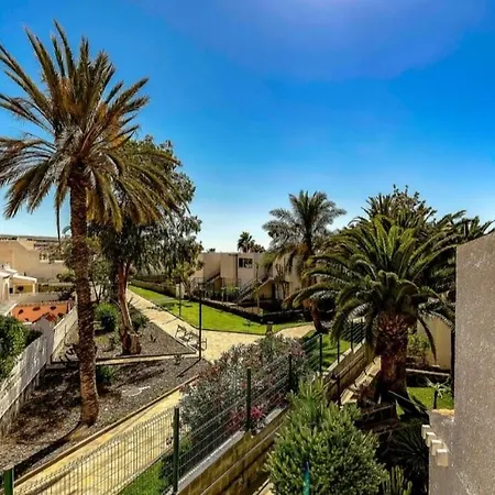 Virginia Playa de las Américas