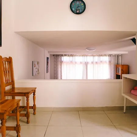 Virginia * Playa de las Américas