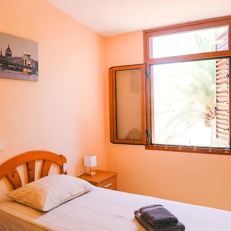 Virginia Playa de las Américas