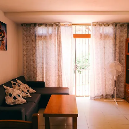 Virginia Playa de las Américas